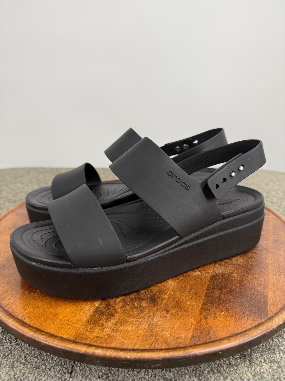 CROCS Shoes Wm 11 Brooklyn Low Wedge Black Platform Slingback Rubber Sandals